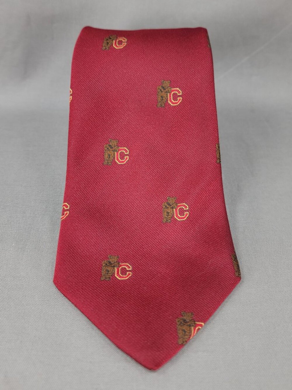 Vtg Cornell University Necktie Tie Mens Red Chelsea Collection Logo Crest